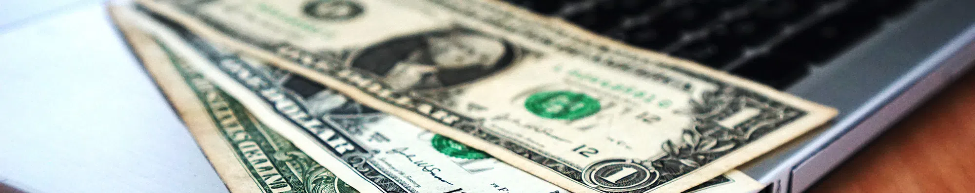 Qual é o impacto da cotação do dólar no intercâmbio?