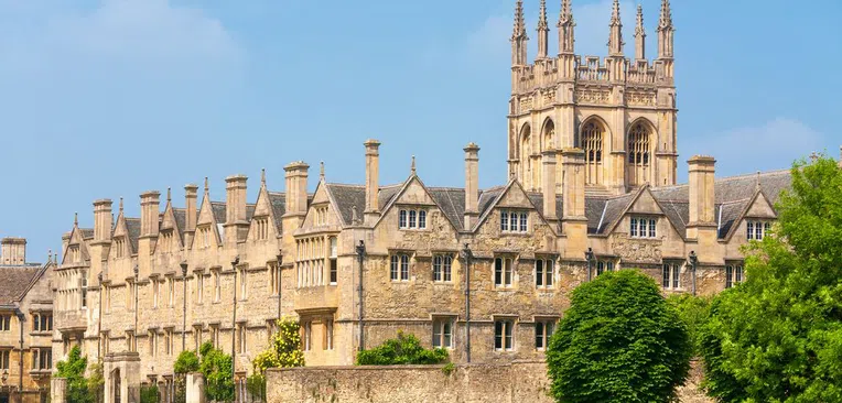 A Universidade de Oxford tem uma das melhores faculdades de medicina do mundo